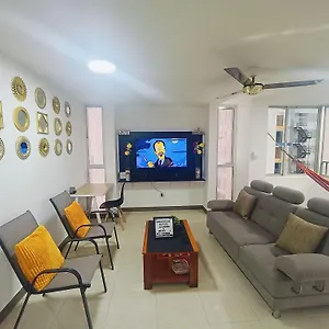 https://hermoso-apto-a-50-metros-de-la-playa-ven-descansa-o-trabaja.hotels-in-barranquilla.com